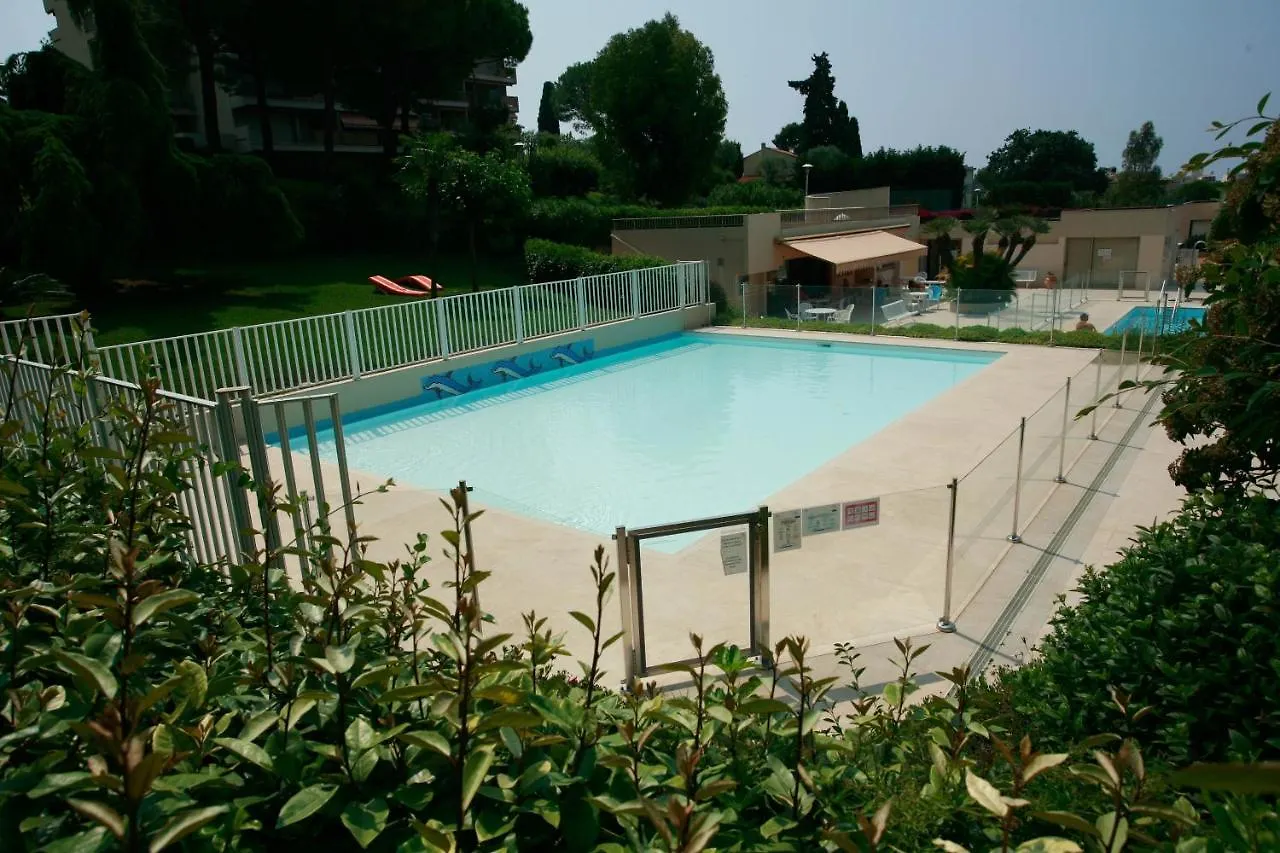 אנטיב Magniolias - Residence Calme Avec Piscine, Tennis & Jardin 0*,  צרפת